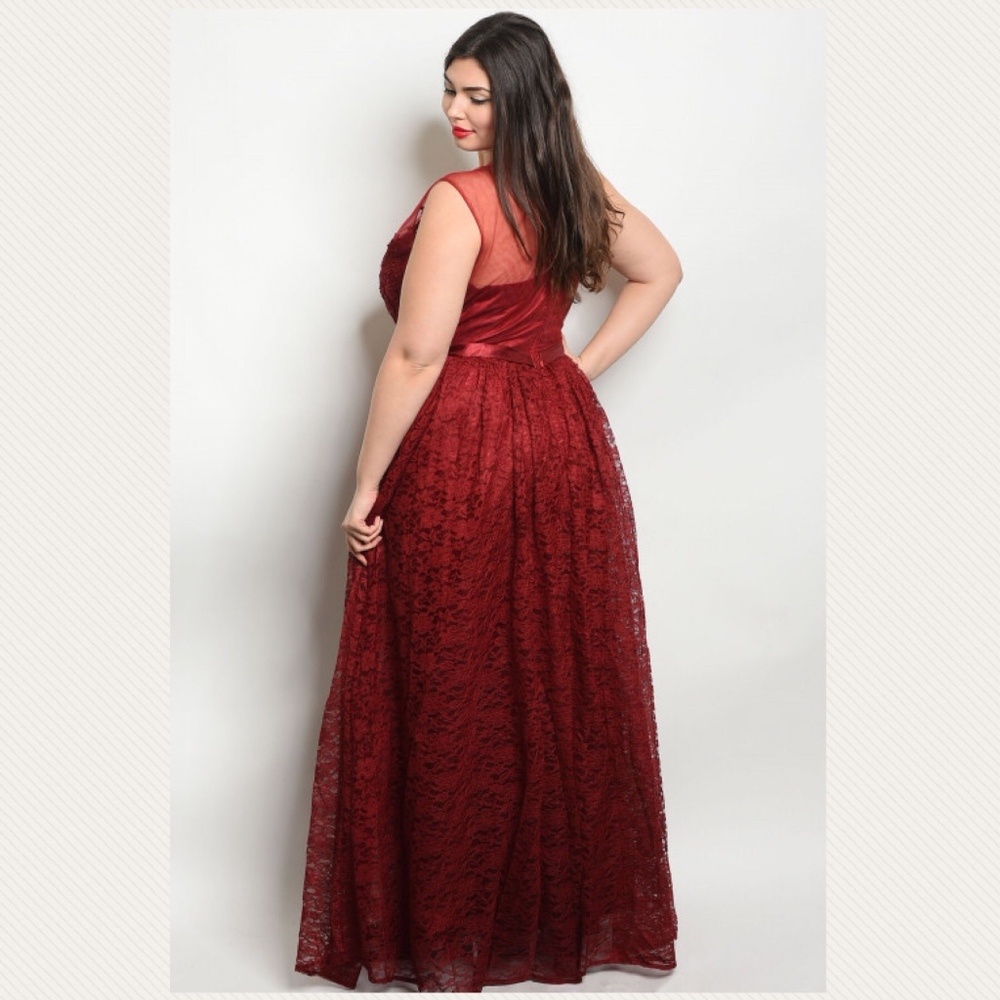 Plus Size Red Lace Valentine Day Formal Dress Gown - Picture 3 of 3